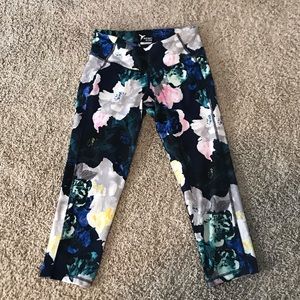 floral old navy active leggings.